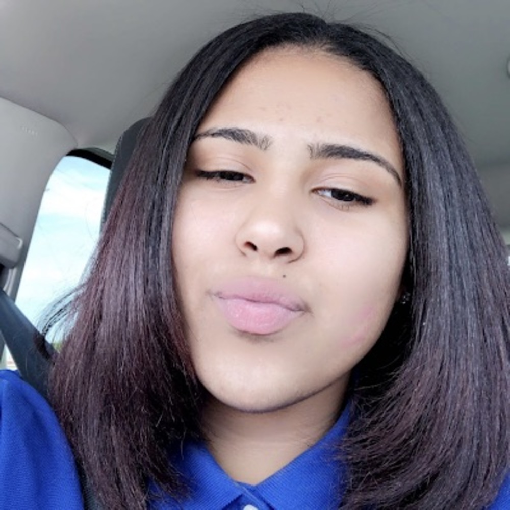 Meet your Posher, Zaida